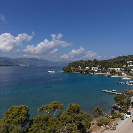 Seaview Apartment - Poros Relaxing Beachfront Flat Poros Town Exteriör bild
